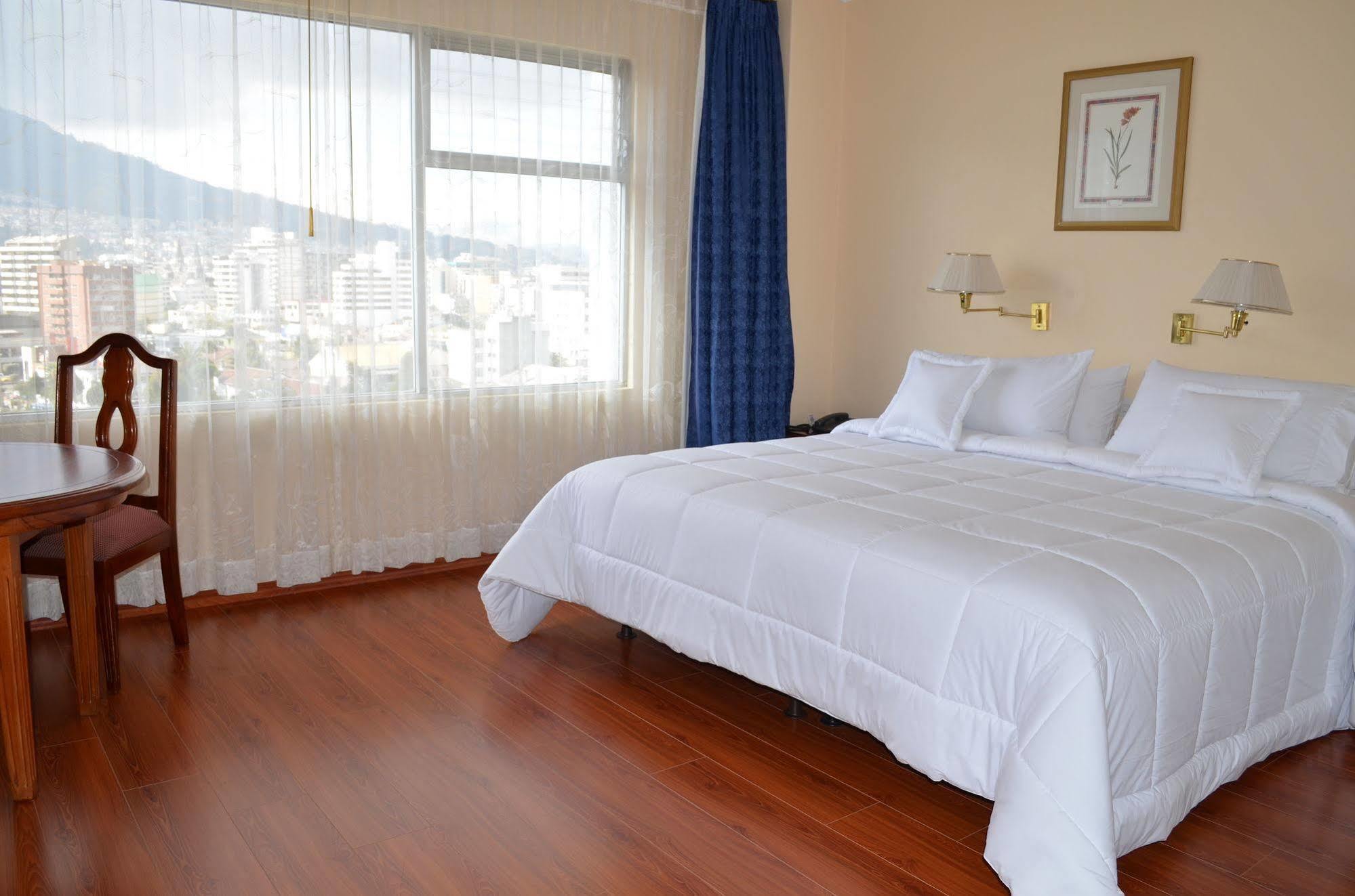 Hotel Tambo Real Quito Exterior photo